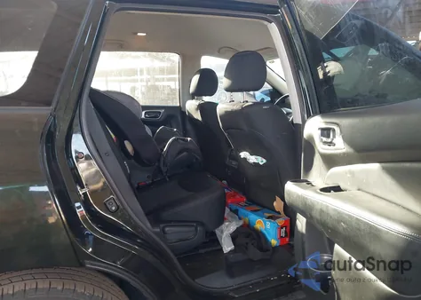 2018 Nissan Pathfinder Sv z USA, uszkodzony, nr VIN 5N1DR2MN4JC646856